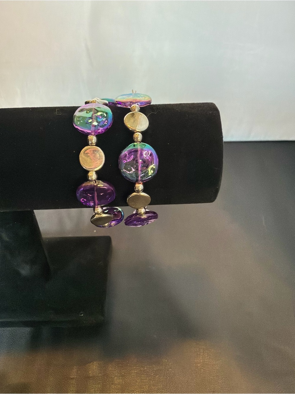Purple Iridescent Glass Bead Stretch Bracelet - Unbranded